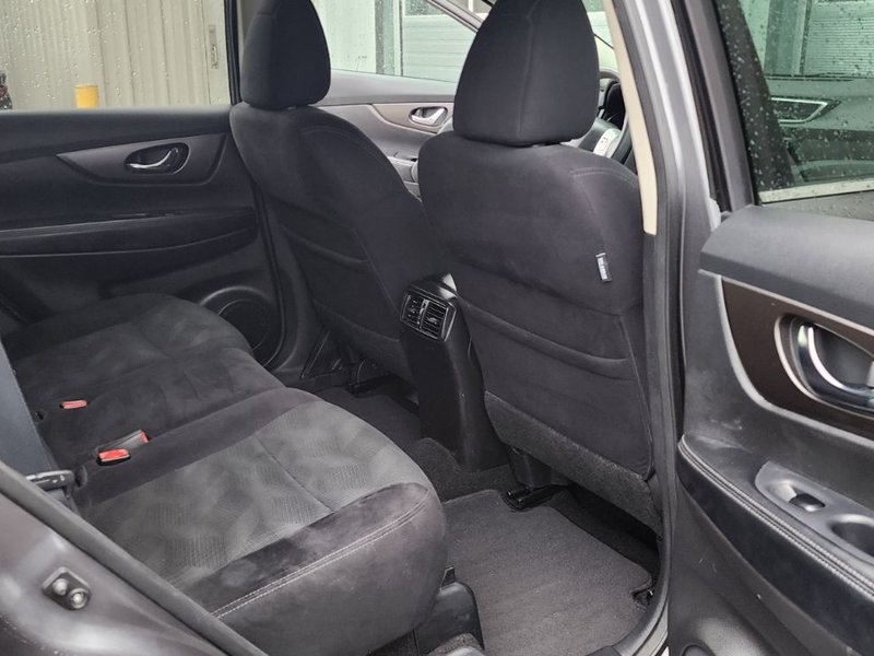 2014 Nissan Rogue S LOW KM | SUNROOF | POWER ADJUSTABLE SEAT