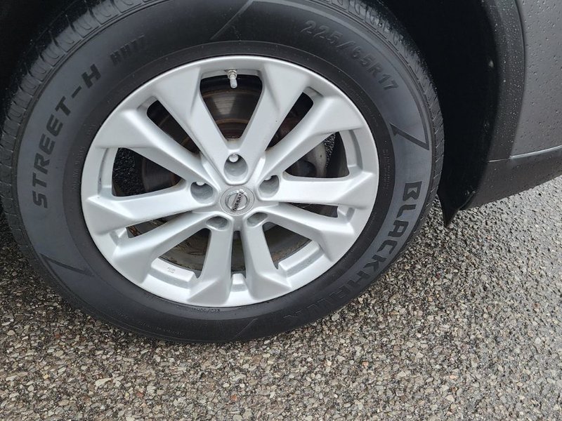 2014 Nissan Rogue S LOW KM | SUNROOF | POWER ADJUSTABLE SEAT