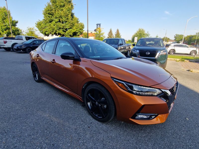 Nissan Sentra SR 2021 one owner low KM carfax