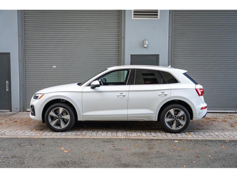 2024 Audi Q5 Komfort Everyday Luxury with Confident All-Weather Performance