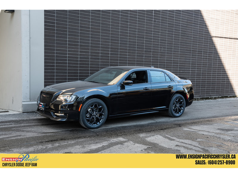 2023 Chrysler 300 S