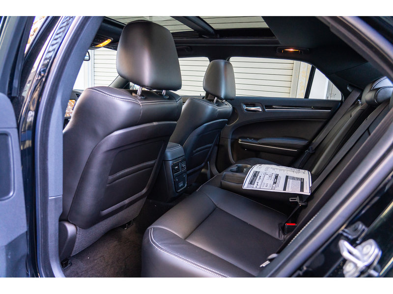 2023 Chrysler 300 S