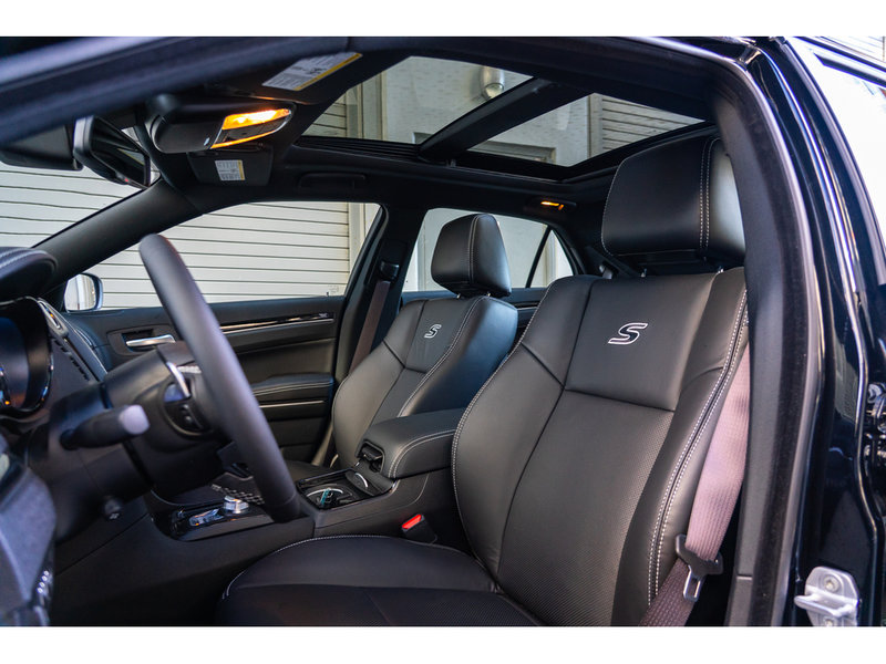 2023 Chrysler 300 S