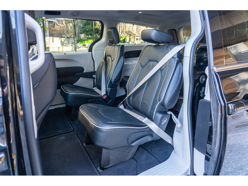2022 Chrysler Grand Caravan SXT Family Comfort Meets Everyday Versatility