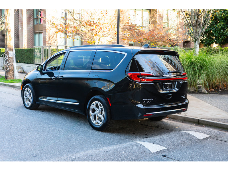 2022 Chrysler Grand Caravan SXT