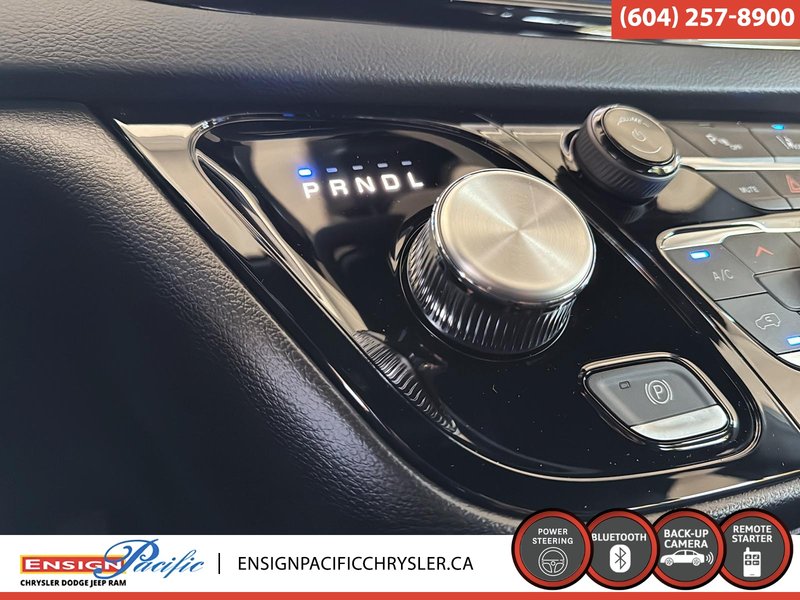 2025 Chrysler Grand Caravan SXT