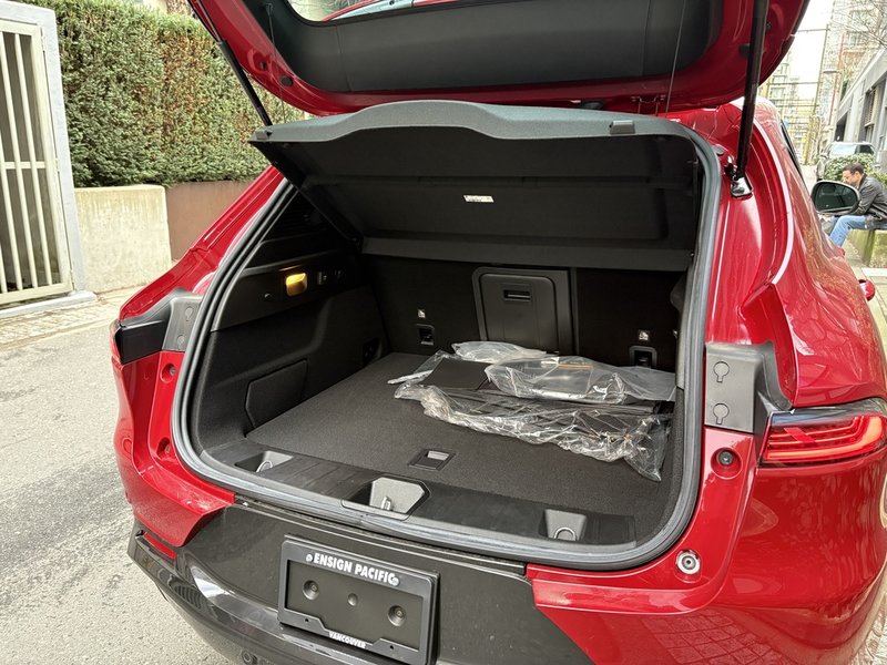 2024 Dodge Hornet R/T Sport-inspired performance. Everyday versatility.