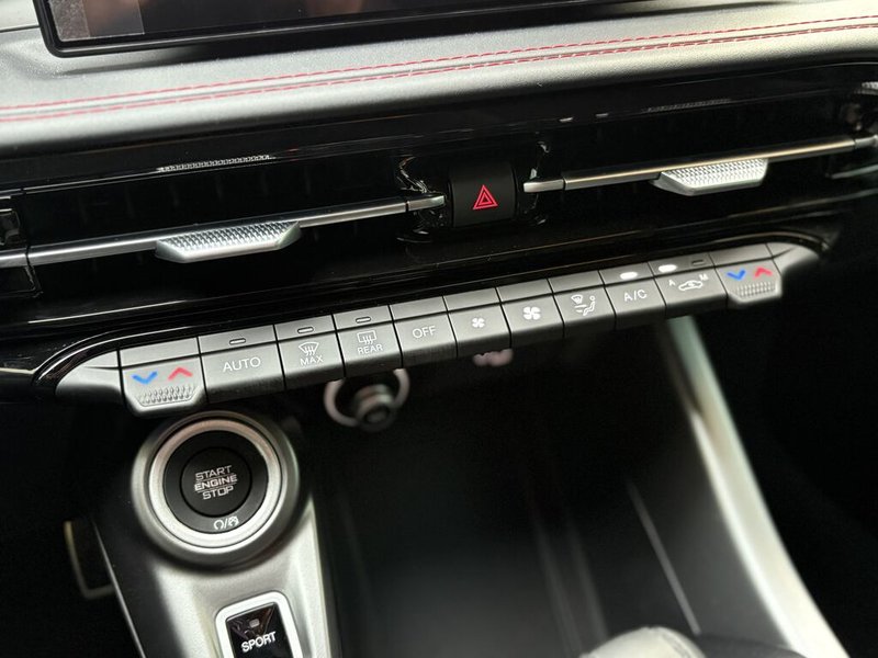 2024 Dodge Hornet R/T Sport-inspired performance. Everyday versatility.