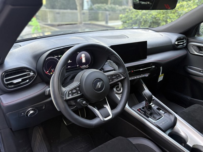 2024 Dodge Hornet R/T Electrified Dodge Performance in a Bold Compact SUV