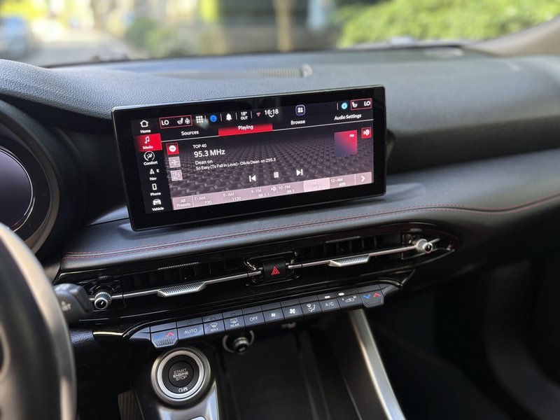 2024 Dodge Hornet R/T Plus Performance Meets Plug-In Hybrid Efficiency