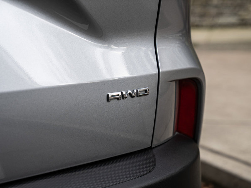 2023 Ford Escape Platinum Luxury Meets Efficiency in a Modern SUV