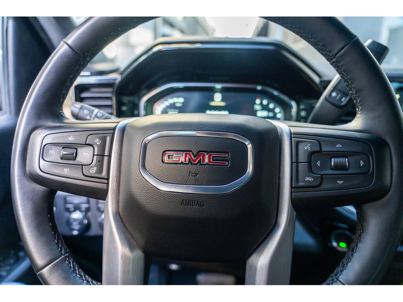 2023 GMC Sierra 1500 SLE Strength Meets Refinement: The 2023 GMC Sierra 1500 SLE