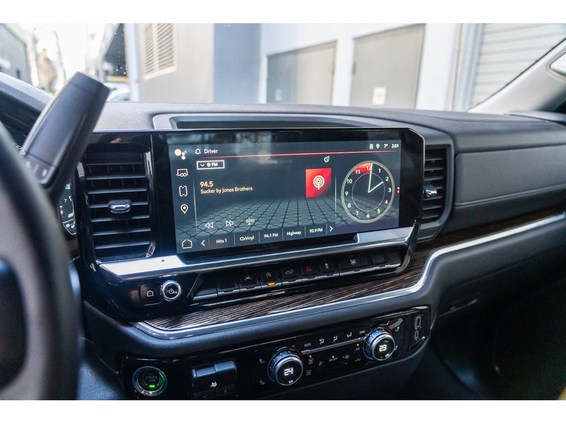 2023 GMC Sierra 1500 SLE Strength Meets Refinement: The 2023 GMC Sierra 1500 SLE