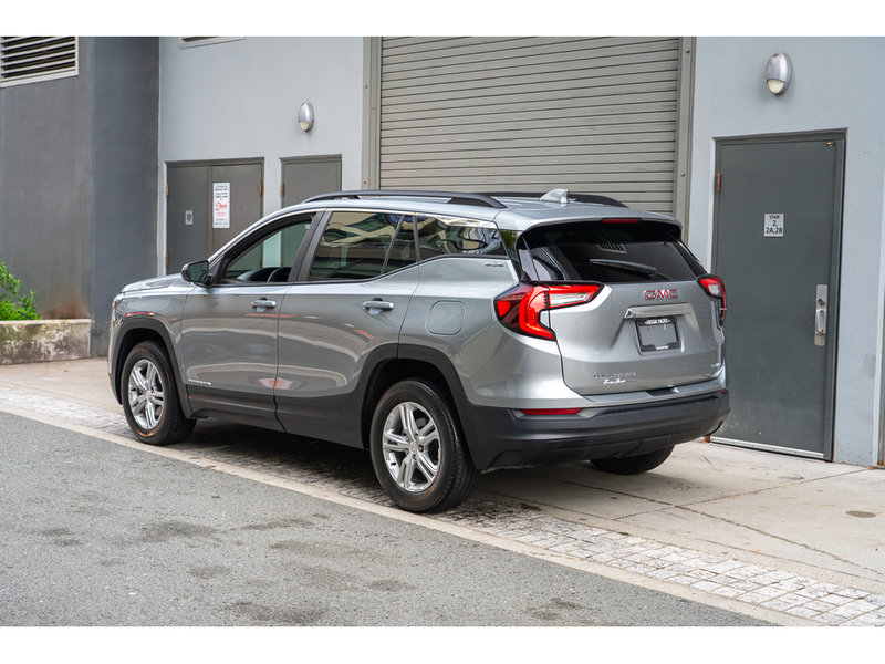 2023 GMC Terrain SLE Confidence and Comfort, Wherever You Go