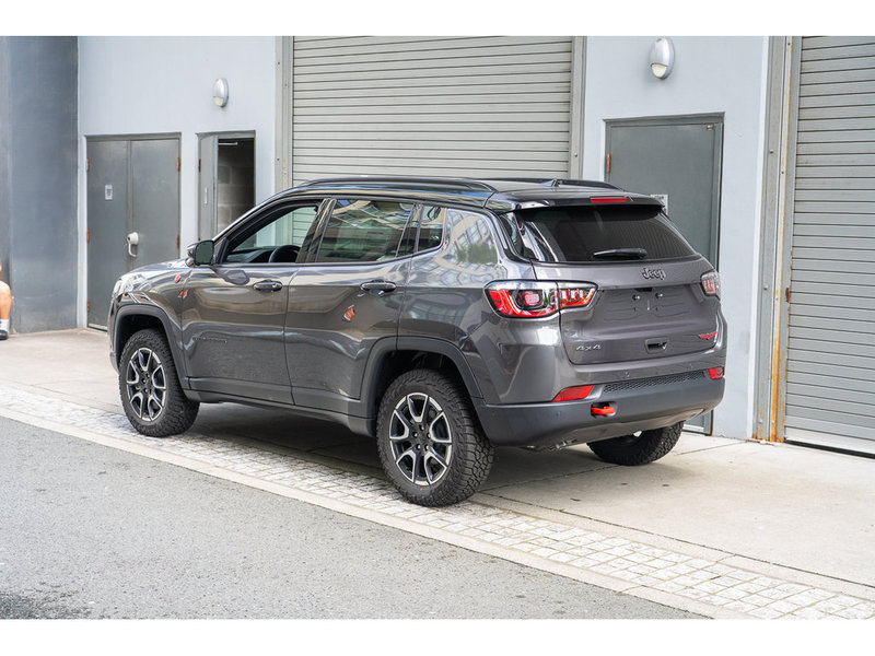 2024 Jeep Compass Trailhawk
