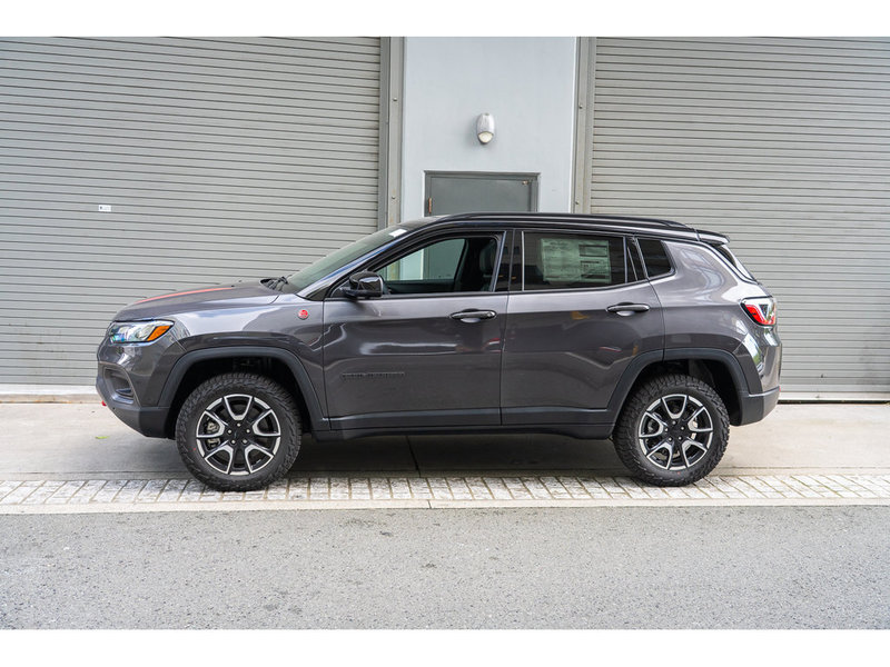 2024 Jeep Compass Trailhawk