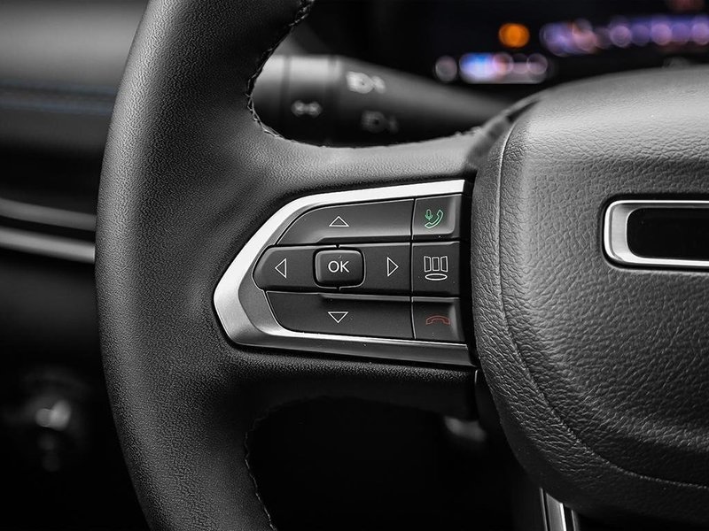 2025 Jeep Compass ALTITUDE