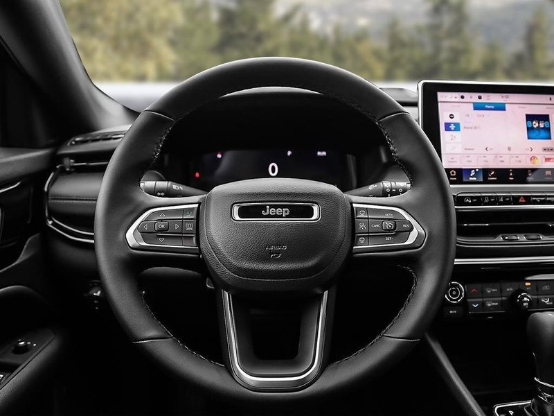 2025 Jeep Compass ALTITUDE