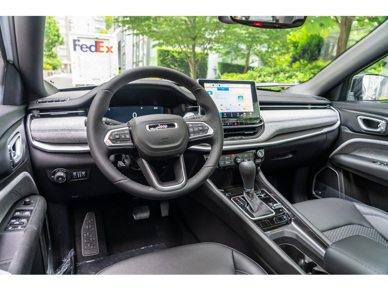 2025 Jeep Compass NORTH