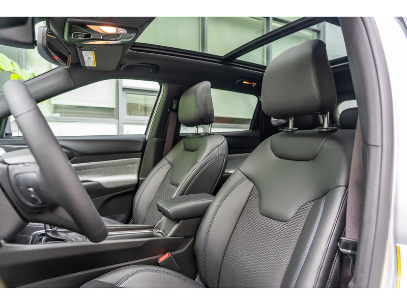 2025 Jeep Compass NORTH