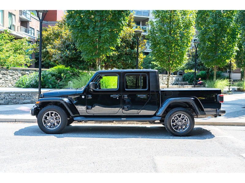 2021 Jeep Gladiator Overland