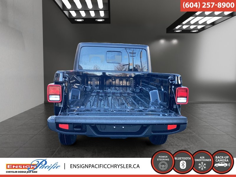 2026 Jeep Gladiator SPORT S