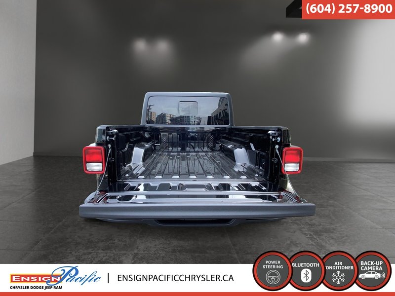2026 Jeep Gladiator SPORT S