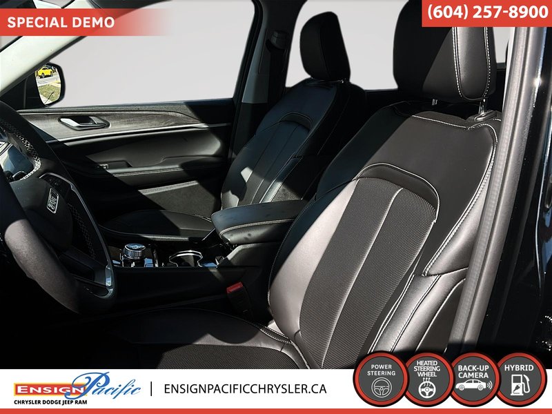 2023 Jeep Grand Cherokee 4xe 4xe 4xe Luxury meets efficiency in Jeep’s plug-in hybrid SUV.