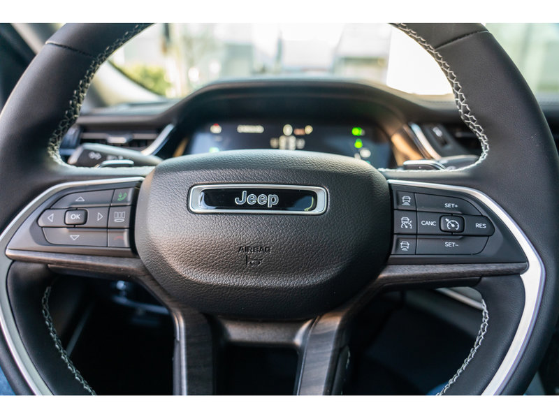 2023 Jeep Grand Cherokee 4xe 30th Anniversary