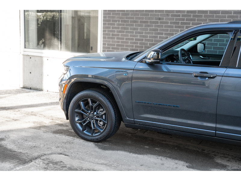 2023 Jeep Grand Cherokee 4xe 30th Anniversary