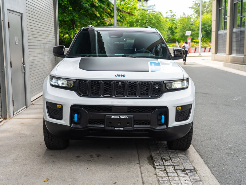 2023 Jeep Grand Cherokee 4xe Trailhawk
