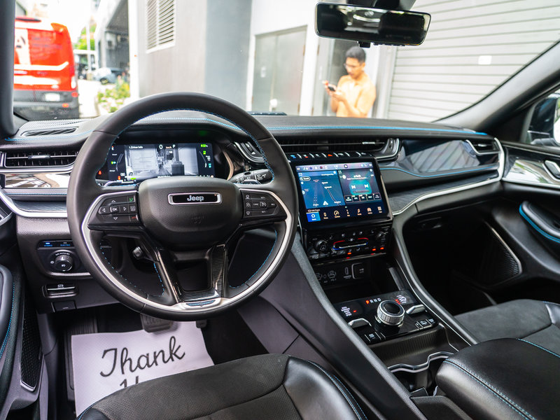 2023 Jeep Grand Cherokee 4xe Trailhawk