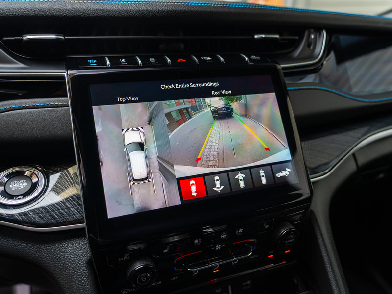 2023 Jeep Grand Cherokee 4xe Trailhawk