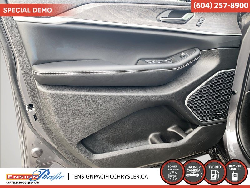 2023 Jeep Grand Cherokee 4xe 30th Anniversary Luxury, Power, and Efficiency, Elevated.