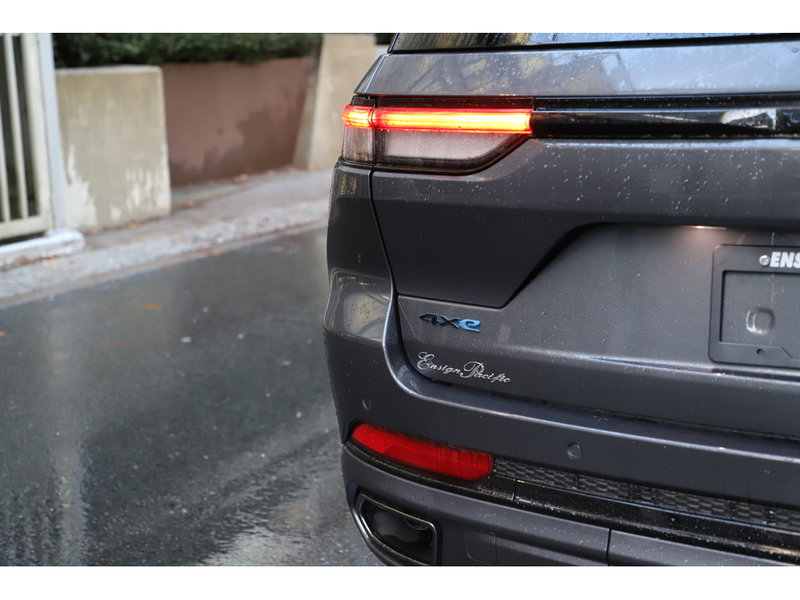 2023 Jeep Grand Cherokee 4xe 30th Anniversary