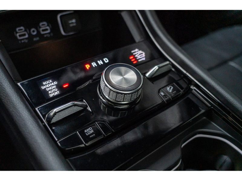 2023 Jeep Grand Cherokee Overland Iconic Capability Meets Everyday Luxury