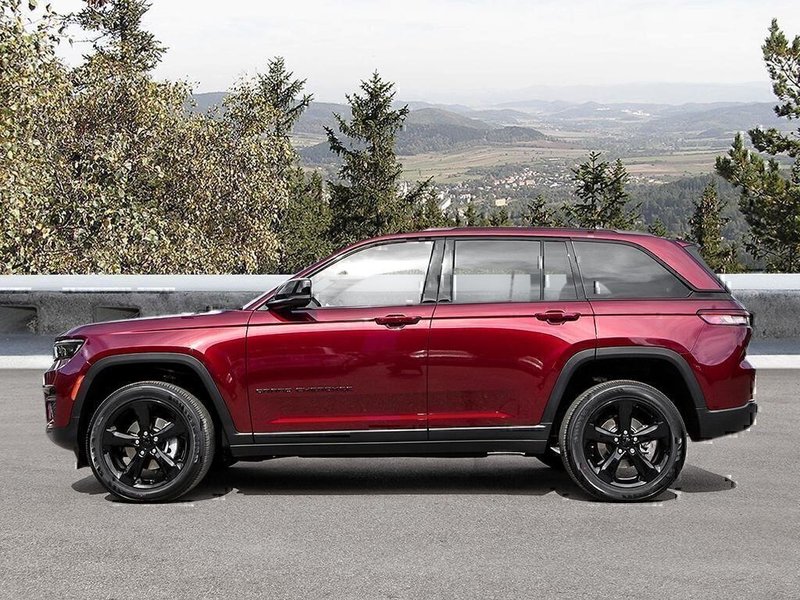 2024 Jeep Grand Cherokee Altitude