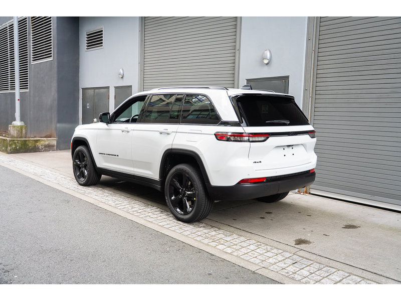 2024 Jeep Grand Cherokee Altitude
