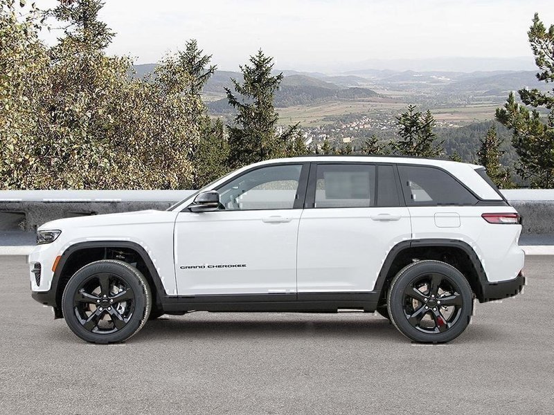 2024 Jeep Grand Cherokee Altitude