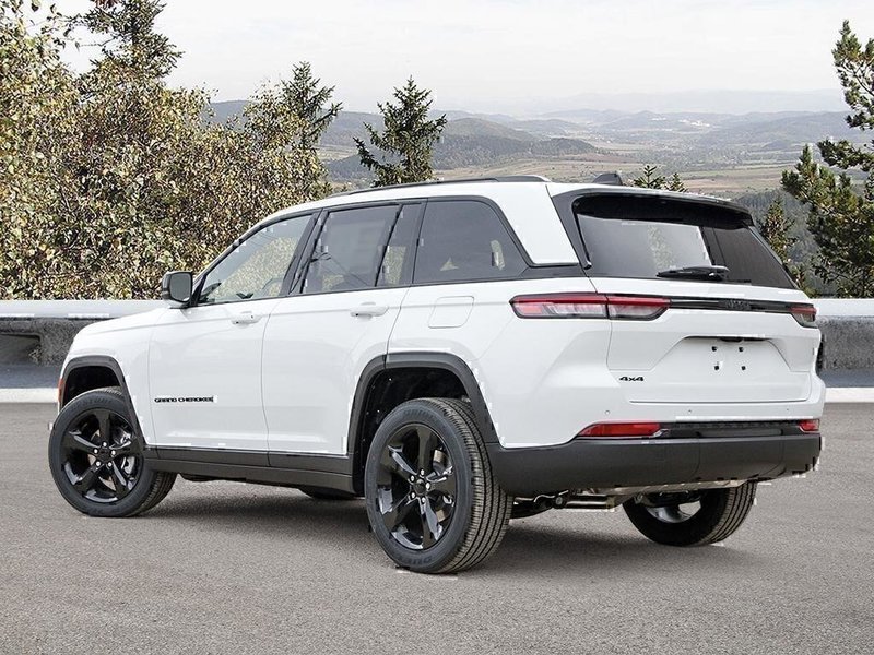 2024 Jeep Grand Cherokee Altitude