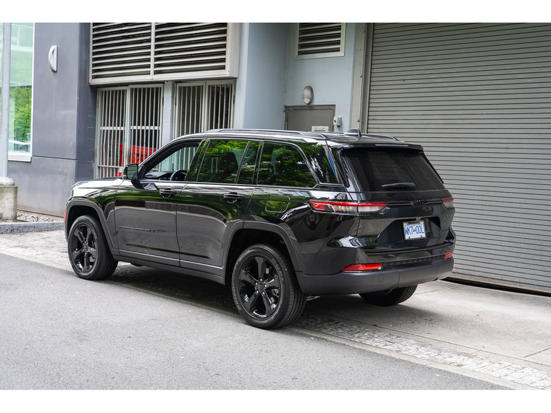 2024 Jeep Grand Cherokee Altitude