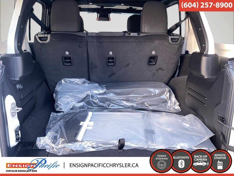 2024 Jeep WRANGLER 4-Door SAHARA