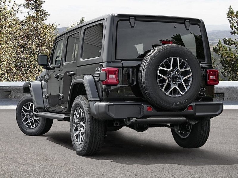 2024 Jeep WRANGLER 4-Door SAHARA