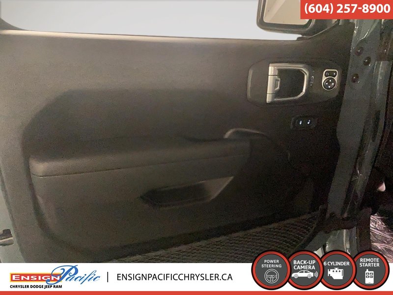 2025 Jeep WRANGLER 4-Door SPORT S