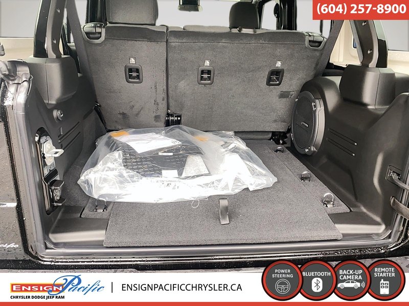 2025 Jeep Wrangler 4-Door WILLYS