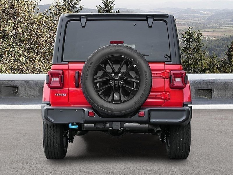 2024 Jeep Wrangler 4xe SAHARA