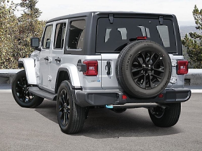 2024 Jeep Wrangler 4xe SAHARA