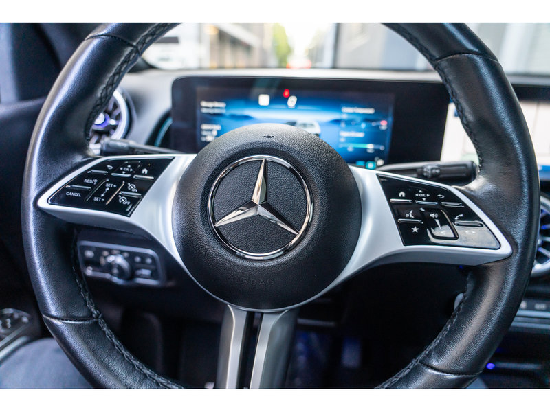 2024 Mercedes-Benz GLB 250 Premium Style Meets Everyday Versatility