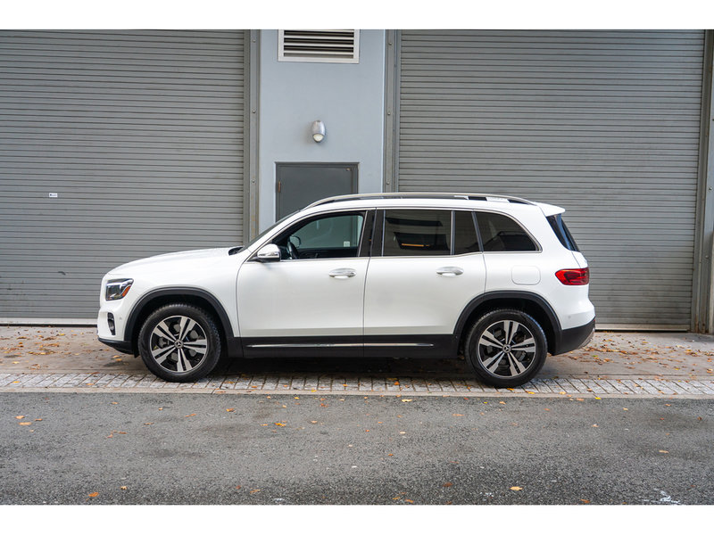 2024 Mercedes-Benz GLB 250 Premium Style Meets Everyday Versatility
