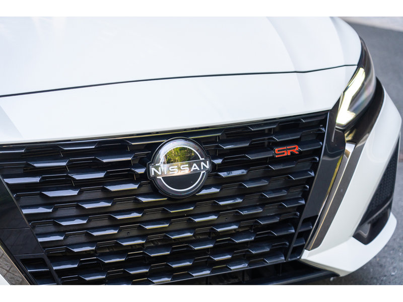 2023 Nissan Altima SR
